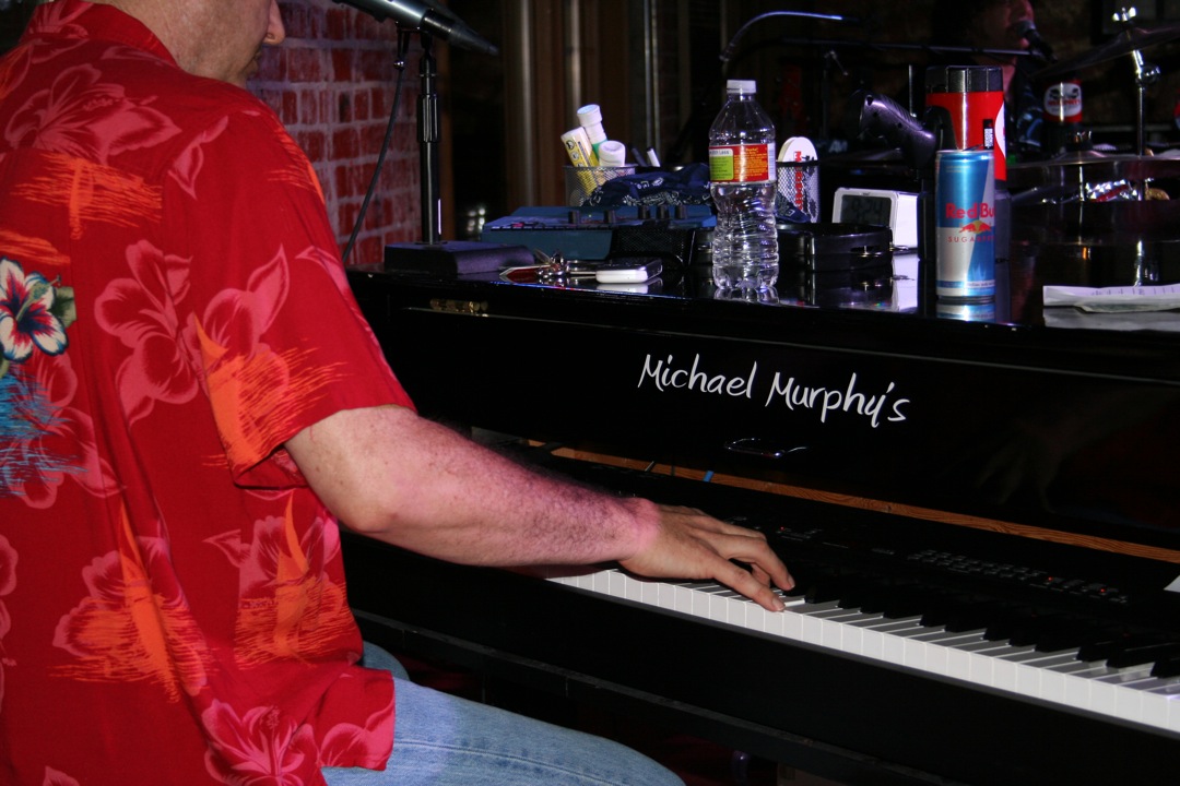 Michael Murphy's Dueling Piano Bar